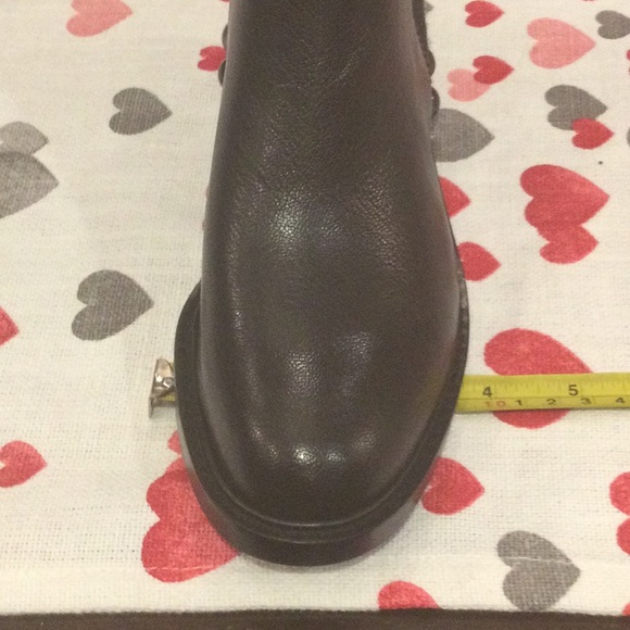 🆕Louise et Cie Venda Crystal Studded Chelsea Boots - Picture 11 of 11